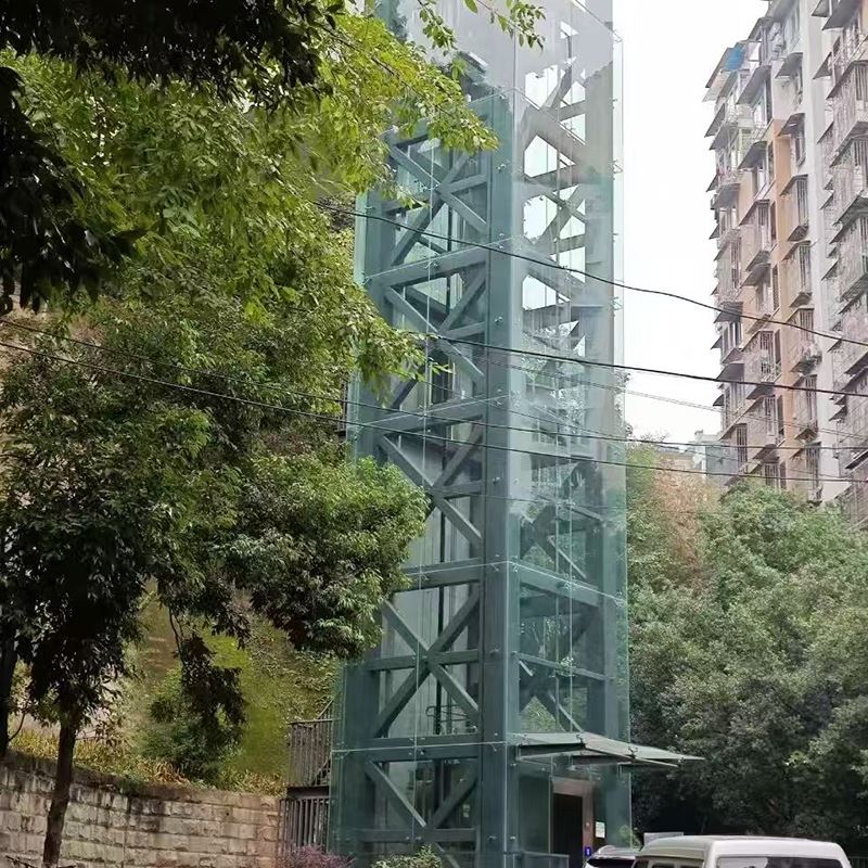 Ochiq panoramali lift